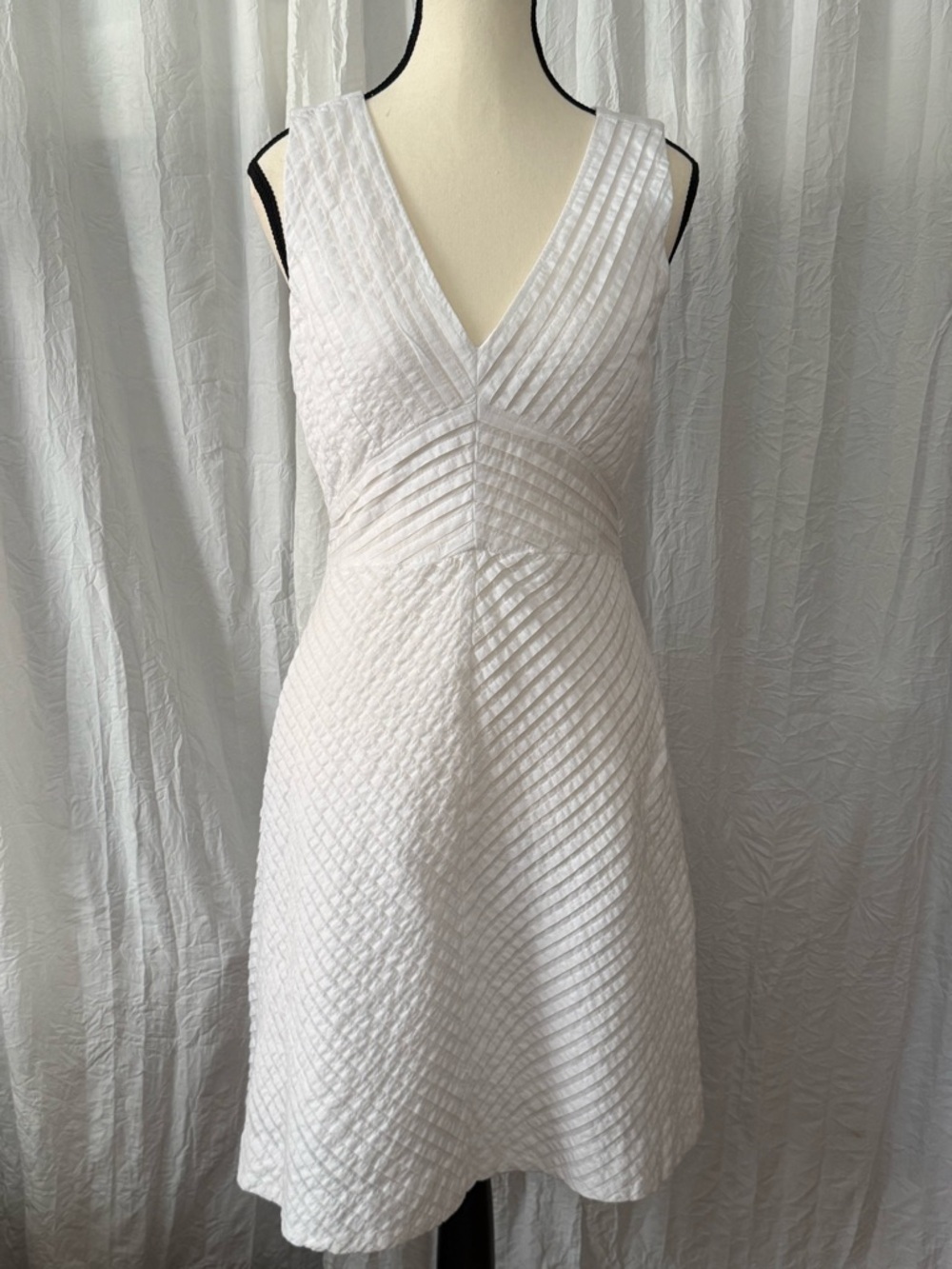 J.Crew White Pintuck Dress Size 2 Sleeveless V Neck Textured Cotton Fit & Flare